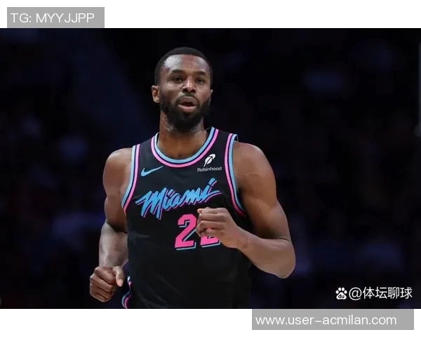 维金斯上半场表现抢眼10投7中三分球4投3中贡献17分4篮板助力球队奋战